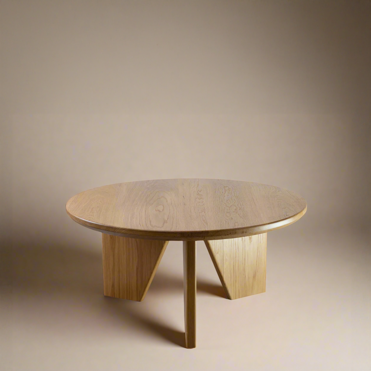 TRES Round Coffee Table