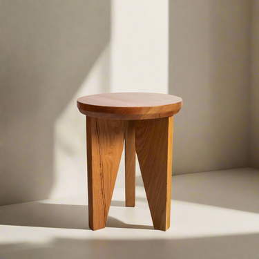 Tres End Table in beautiful white oak finish, featuring three asymmetrical legs, perfect for small spaces